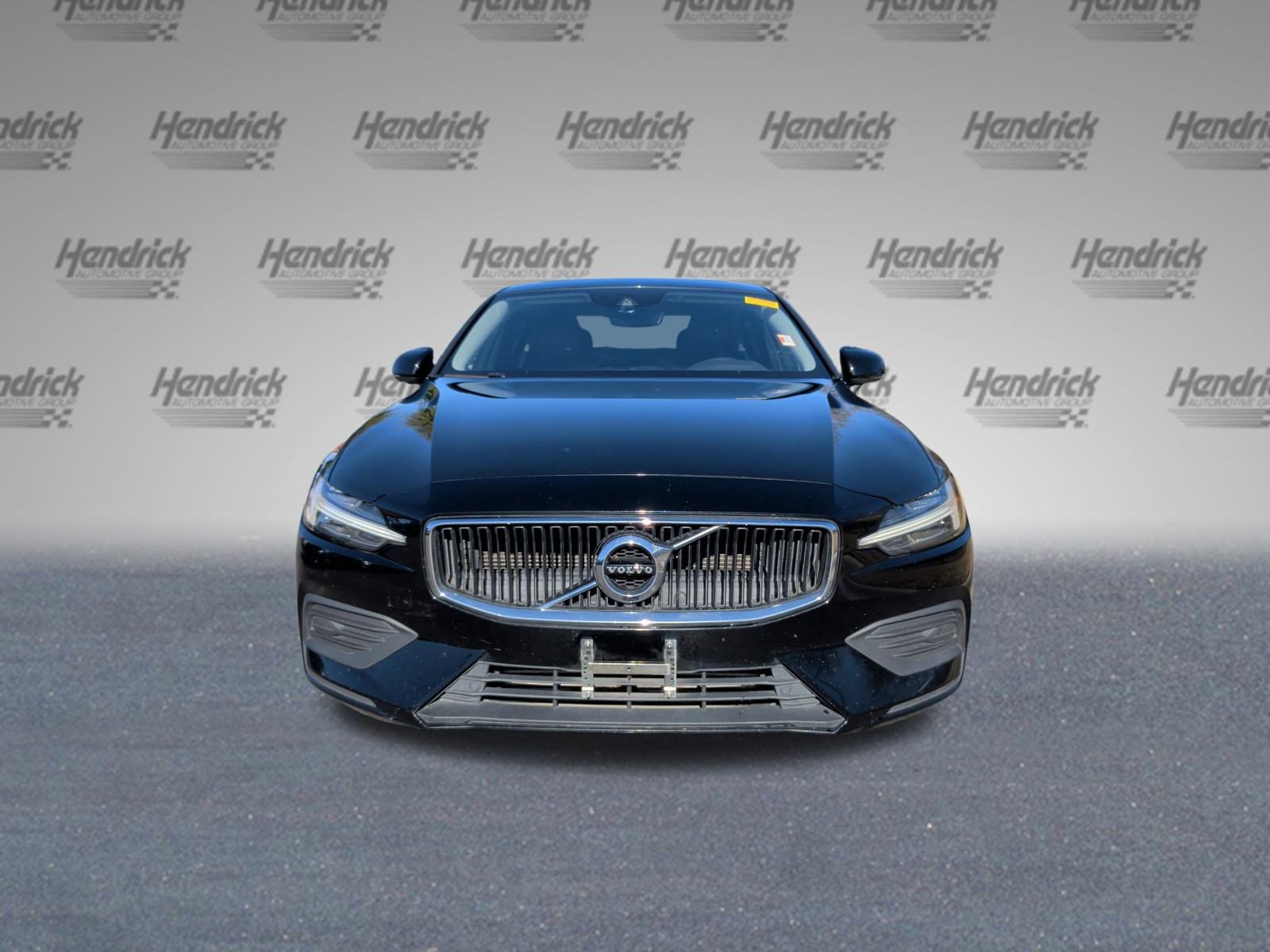 Used 2019 Volvo S60 T5 Momentum image 5