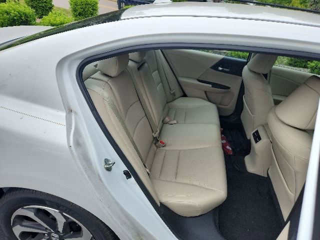 Used 2016 Honda Accord EX-L image 9