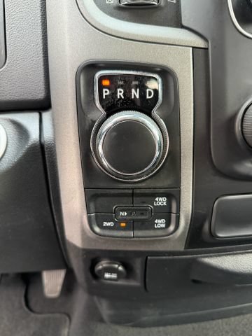 Used 2015 RAM 1500 Express AWD/4WD image 34