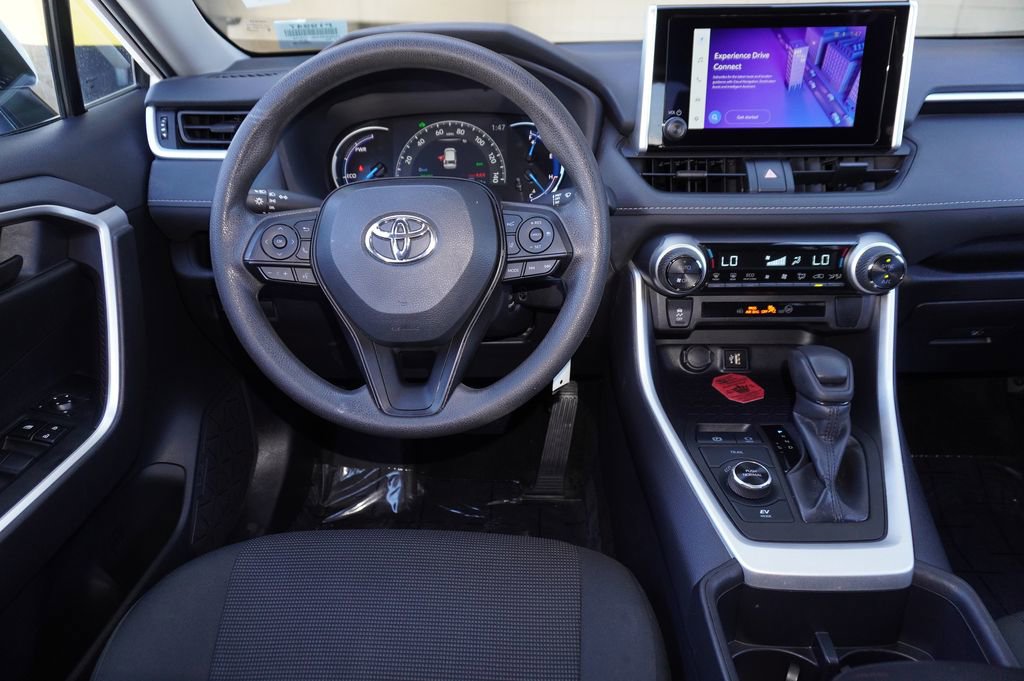 Certified 2025 Toyota RAV4 LE image 11