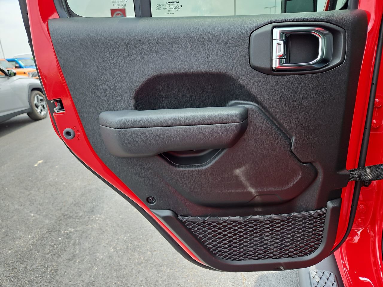 New 2025 Jeep Gladiator Sport image 13