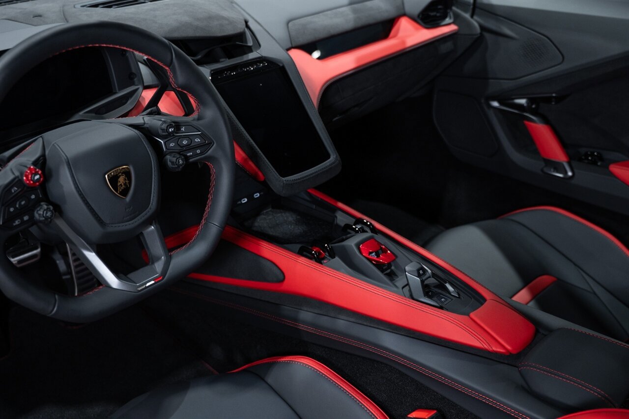 Used 2026 Lamborghini Temerario AWD/4WD image 45