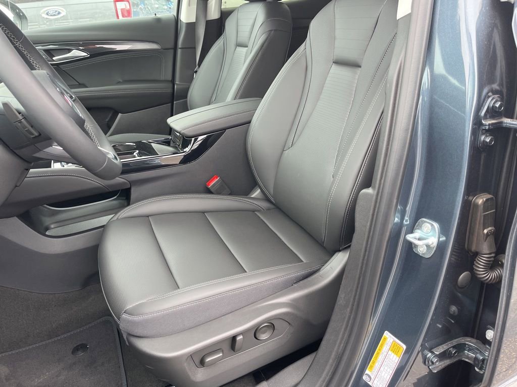 New 2026 Buick Envision Preferred image 21