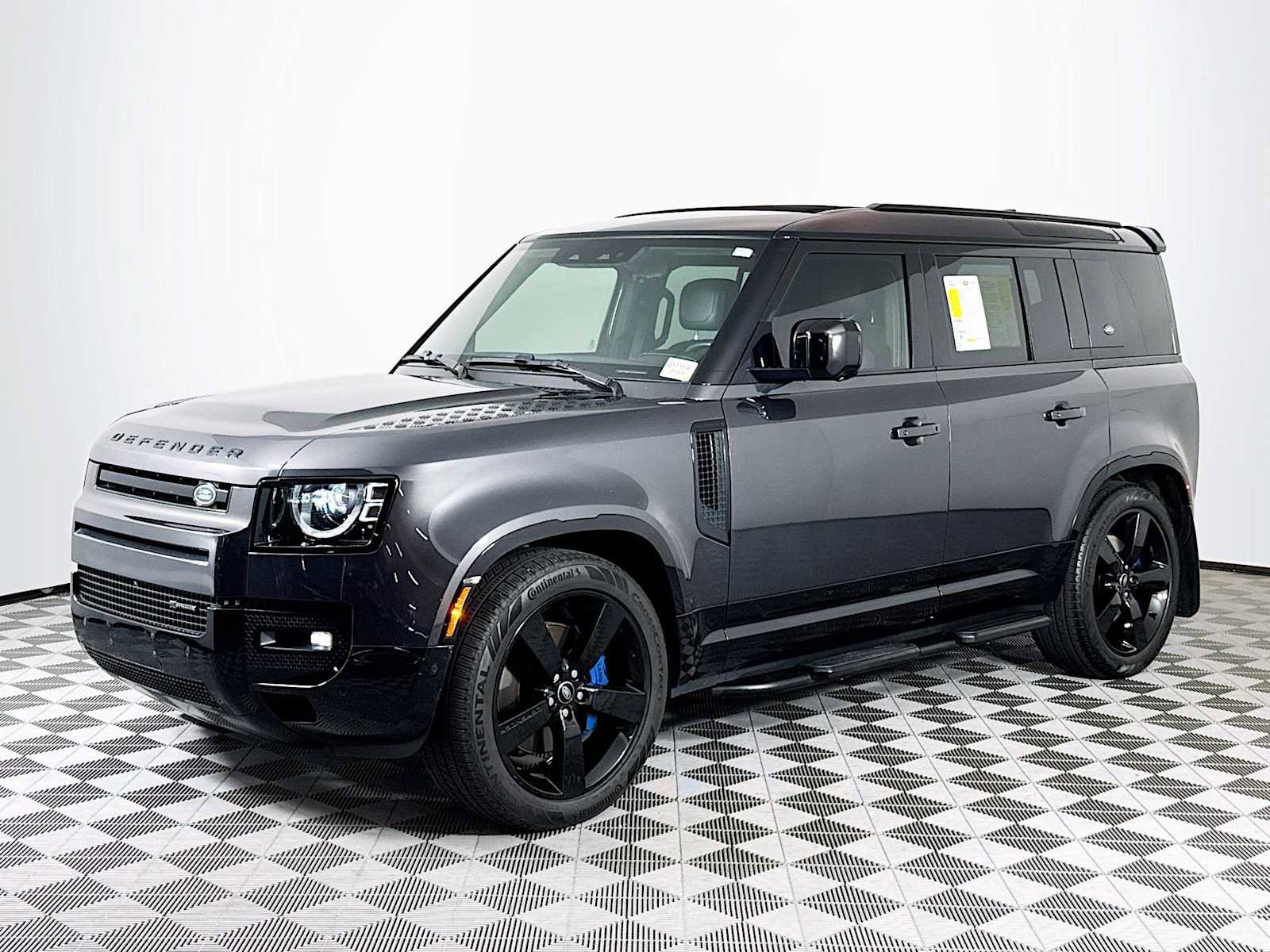 Certified 2022 Land Rover Defender 110 X-Dynamic HSE image 1