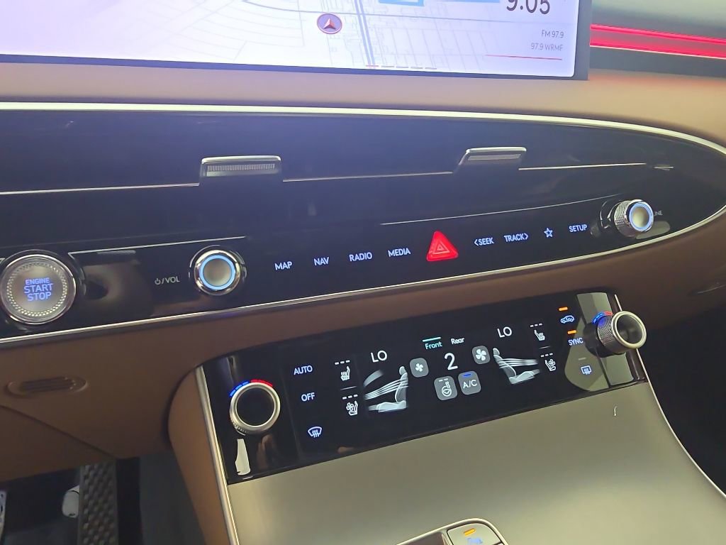 New 2026 Genesis GV70 2.5T Advanced AWD/4WD image 21