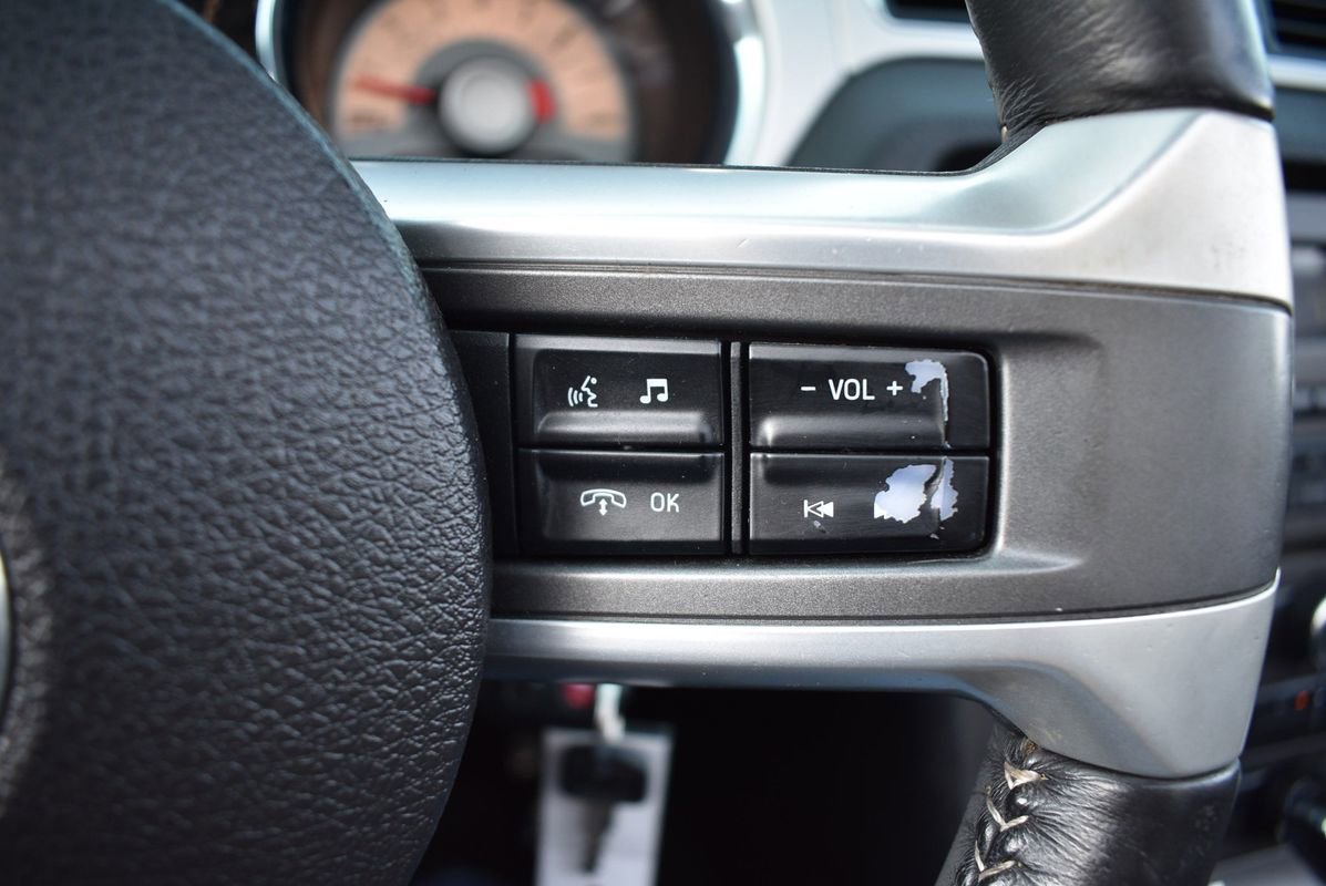 Used 2010 Ford Mustang GT image 25