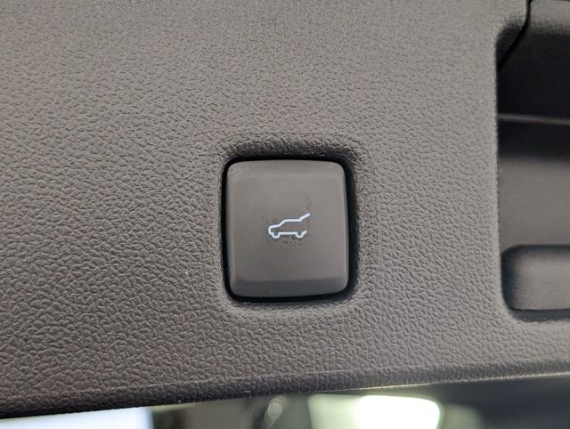 Used 2024 Ford Escape ST-Line Select w/ Tech Pack #2 image 30