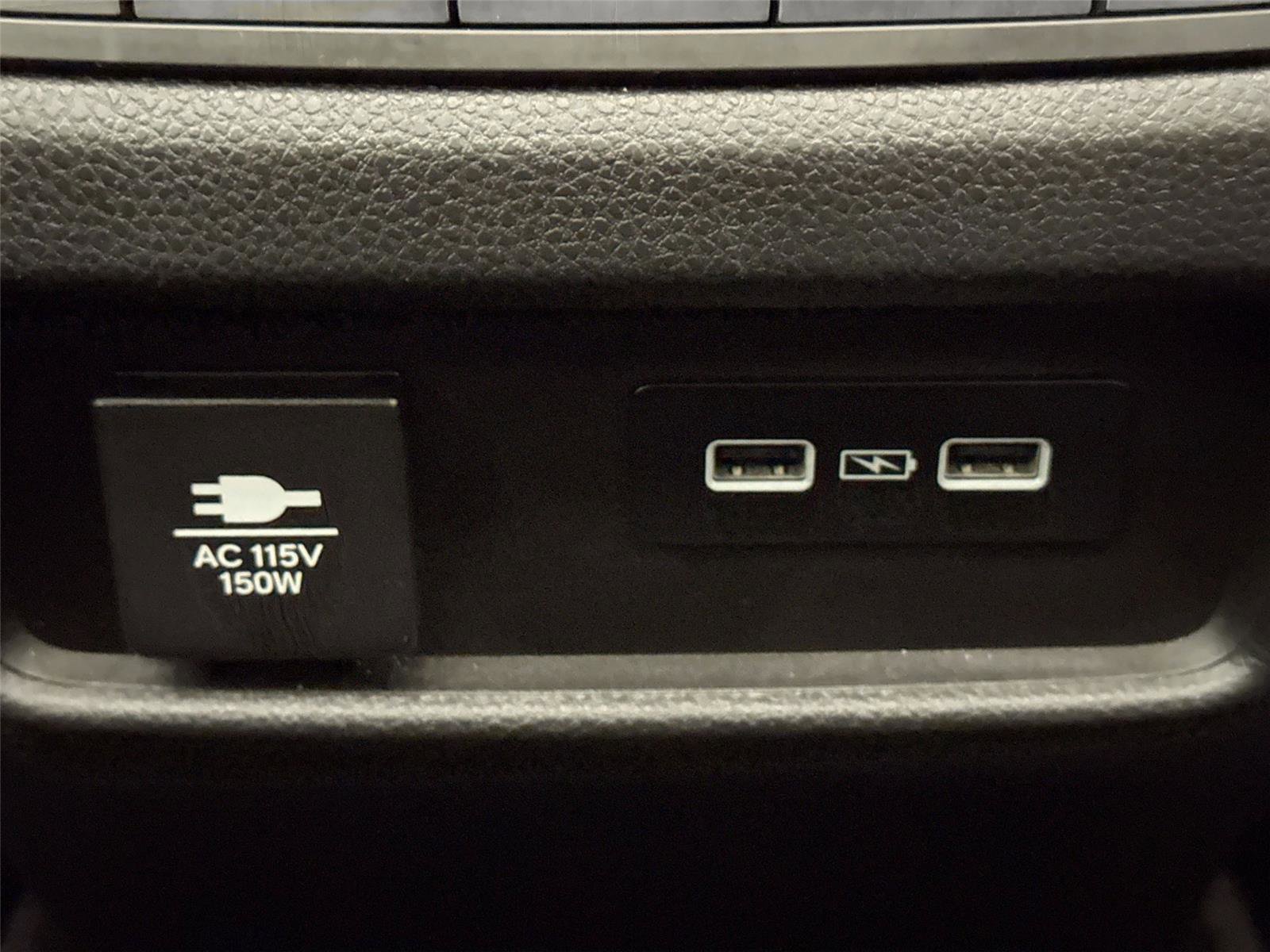 Used 2023 Honda Pilot Elite image 38