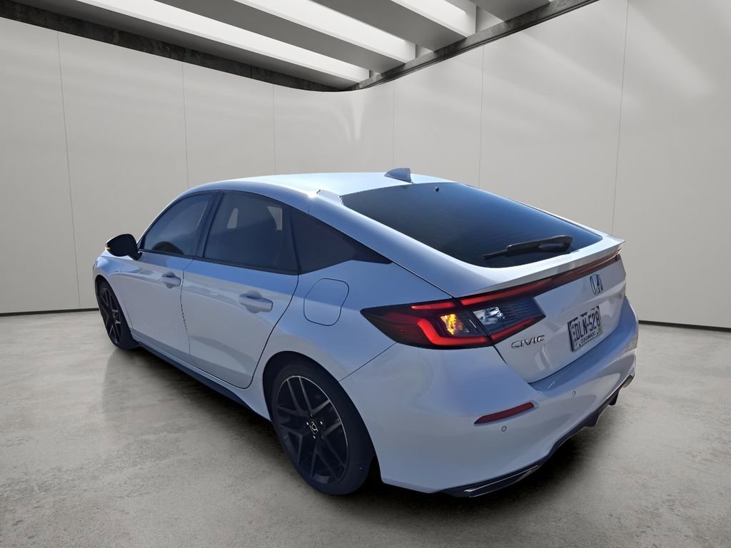Used 2022 Honda Civic Sport Touring image 3