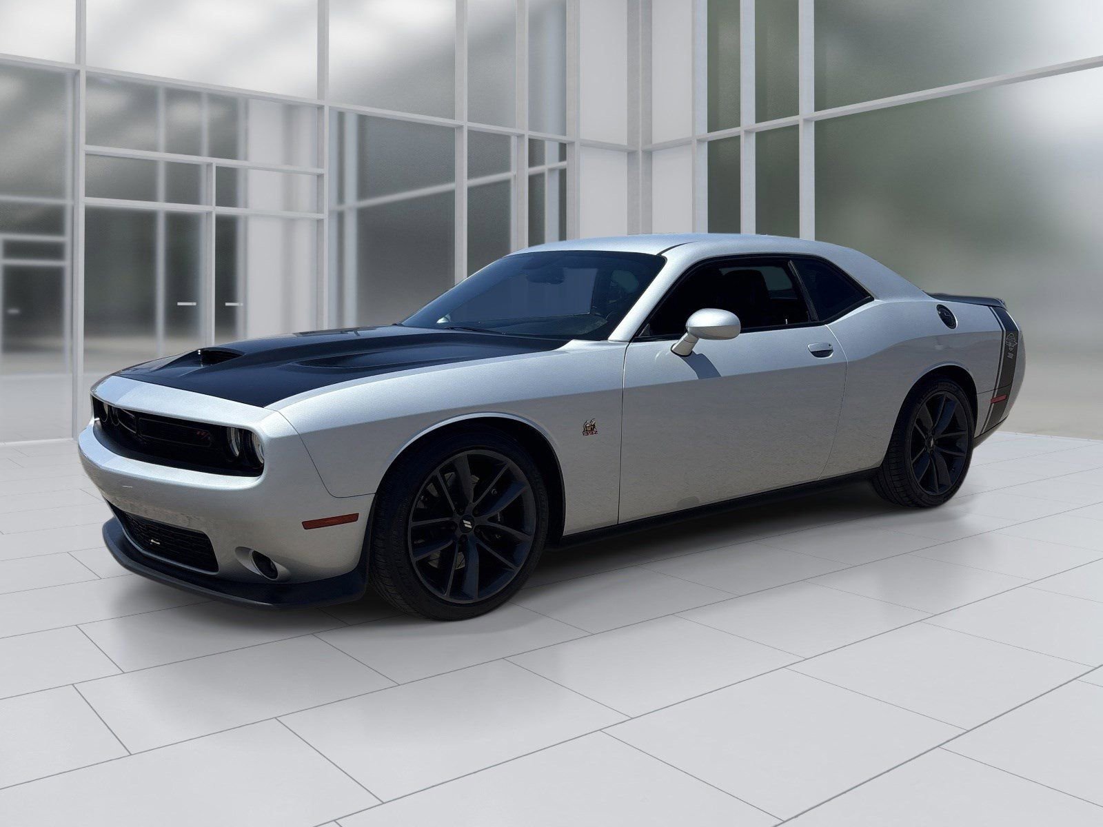 Used 2019 Dodge Challenger R/T Scat Pack w/ Plus Package RWD image 2
