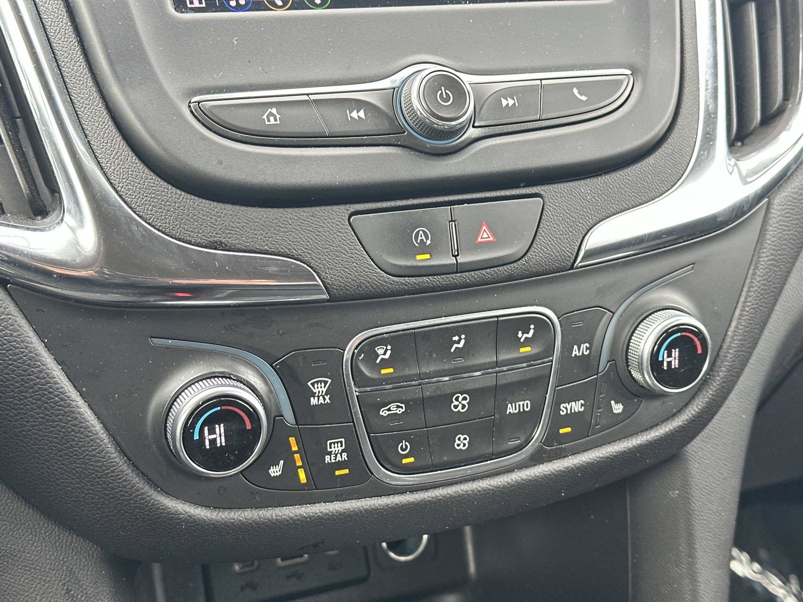 Certified 2024 Chevrolet Equinox LT w/ LPO, Floor Liner Package image 29