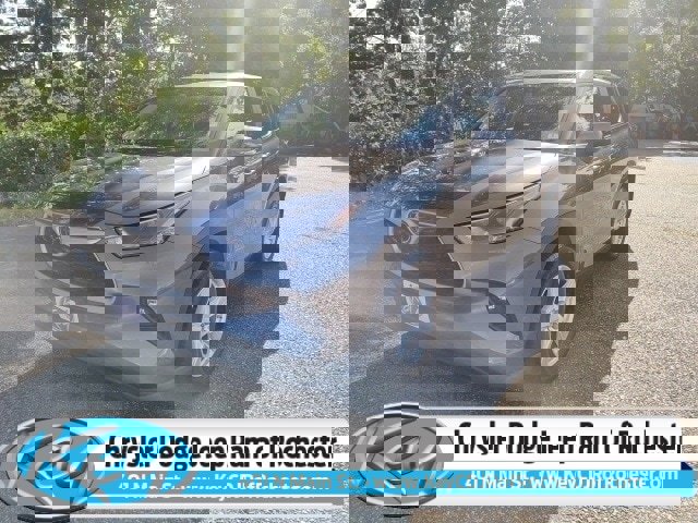 Used 2024 Toyota Highlander LE