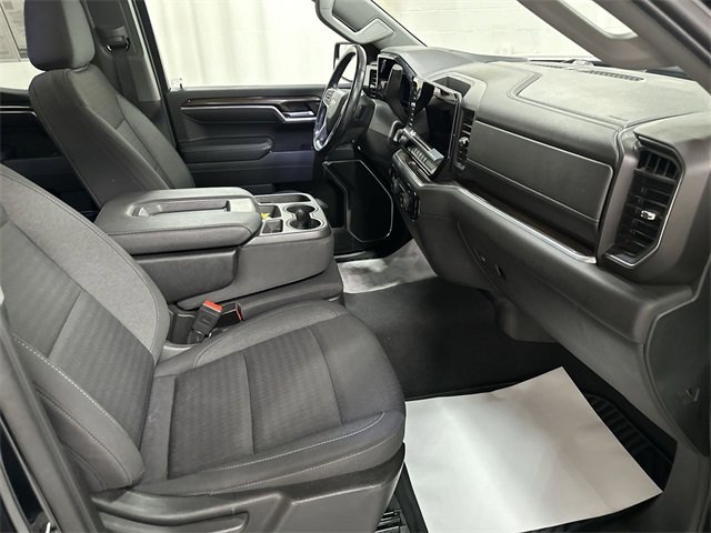 Used 2022 Chevrolet Silverado 1500 LT image 18