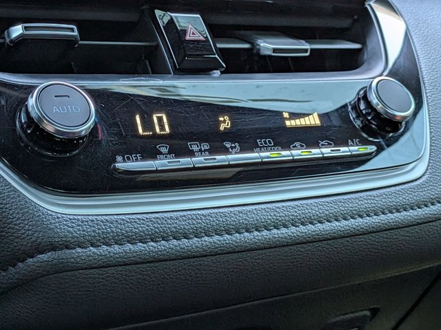 Used 2023 Toyota Corolla XSE FWD image 7