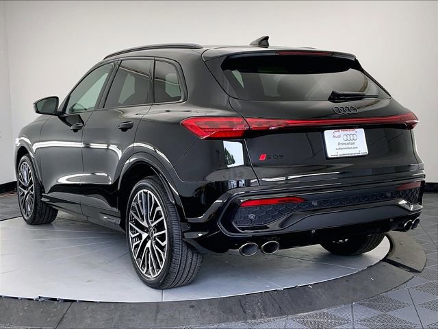 New 2026 Audi SQ5 Premium Plus AWD/4WD image 2