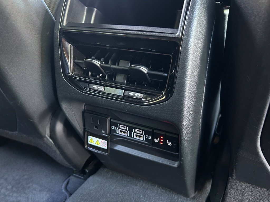 Certified 2025 Jeep Grand Cherokee Limited RWD image 45