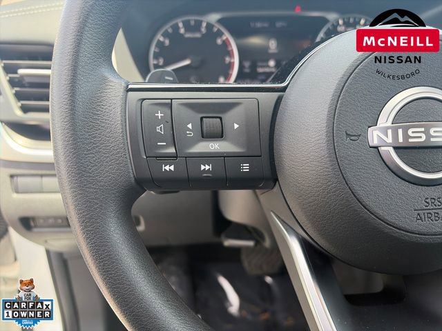 Used 2023 Nissan Rogue SV AWD/4WD image 25