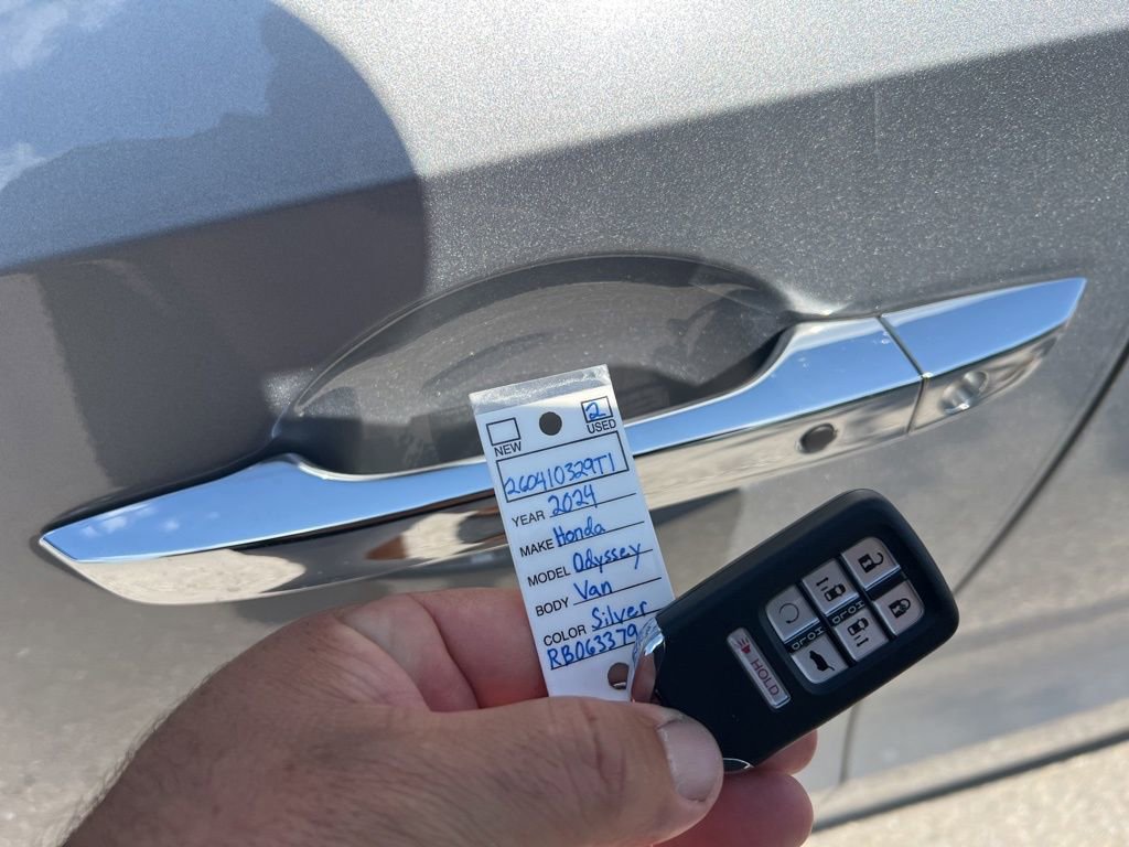 Used 2024 Honda Odyssey EX-L image 21