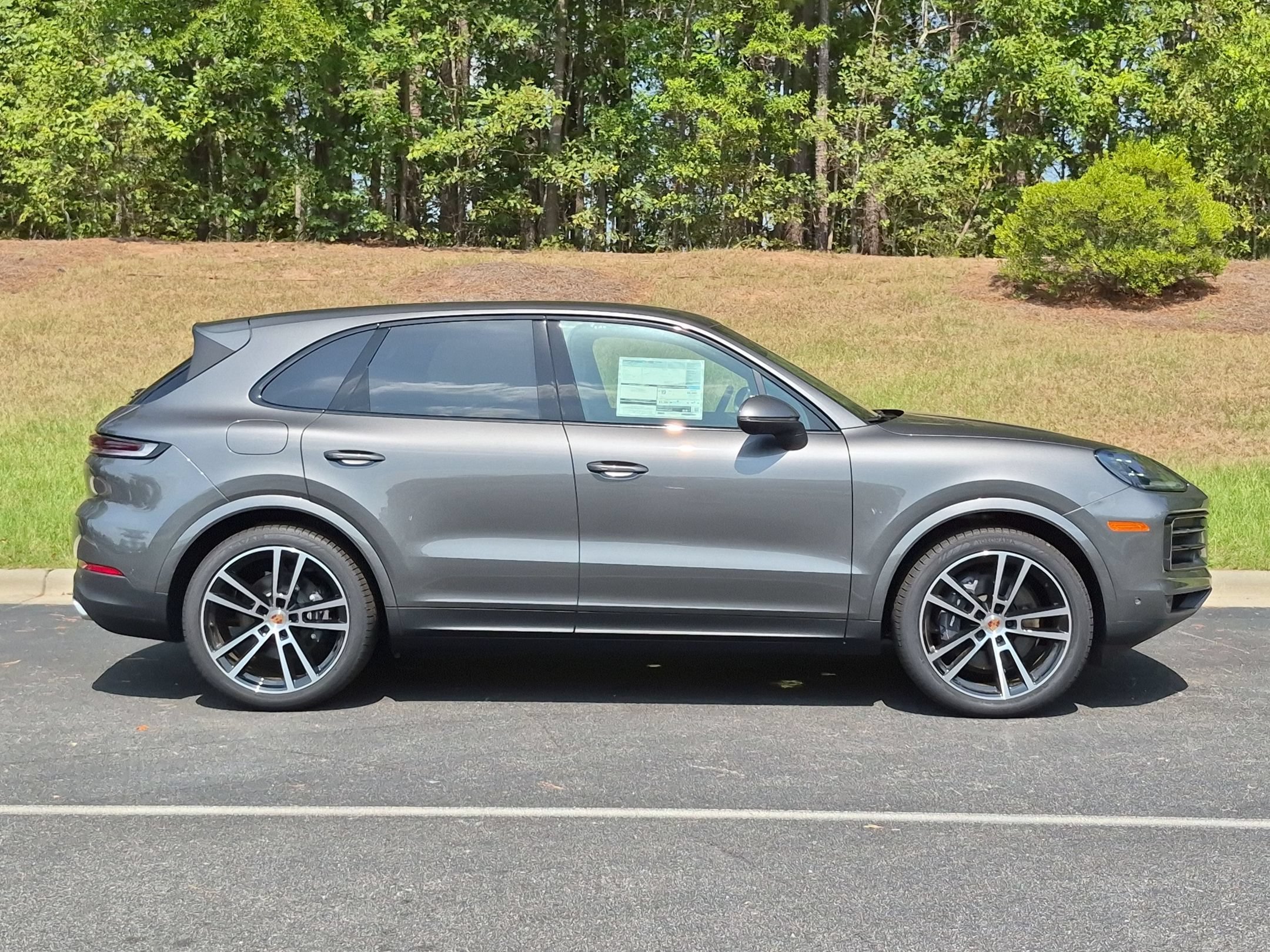 New 2026 Porsche Cayenne AWD/4WD image 30