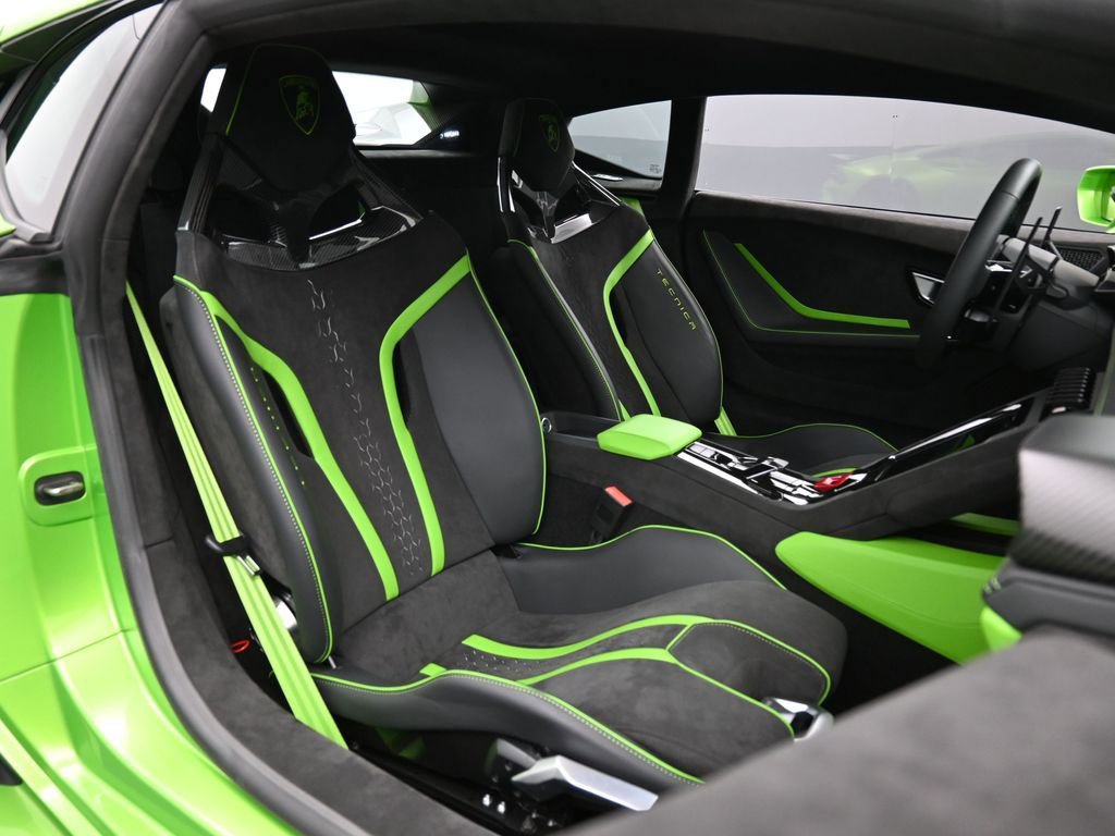 Used 2023 Lamborghini Huracan Tecnica image 25