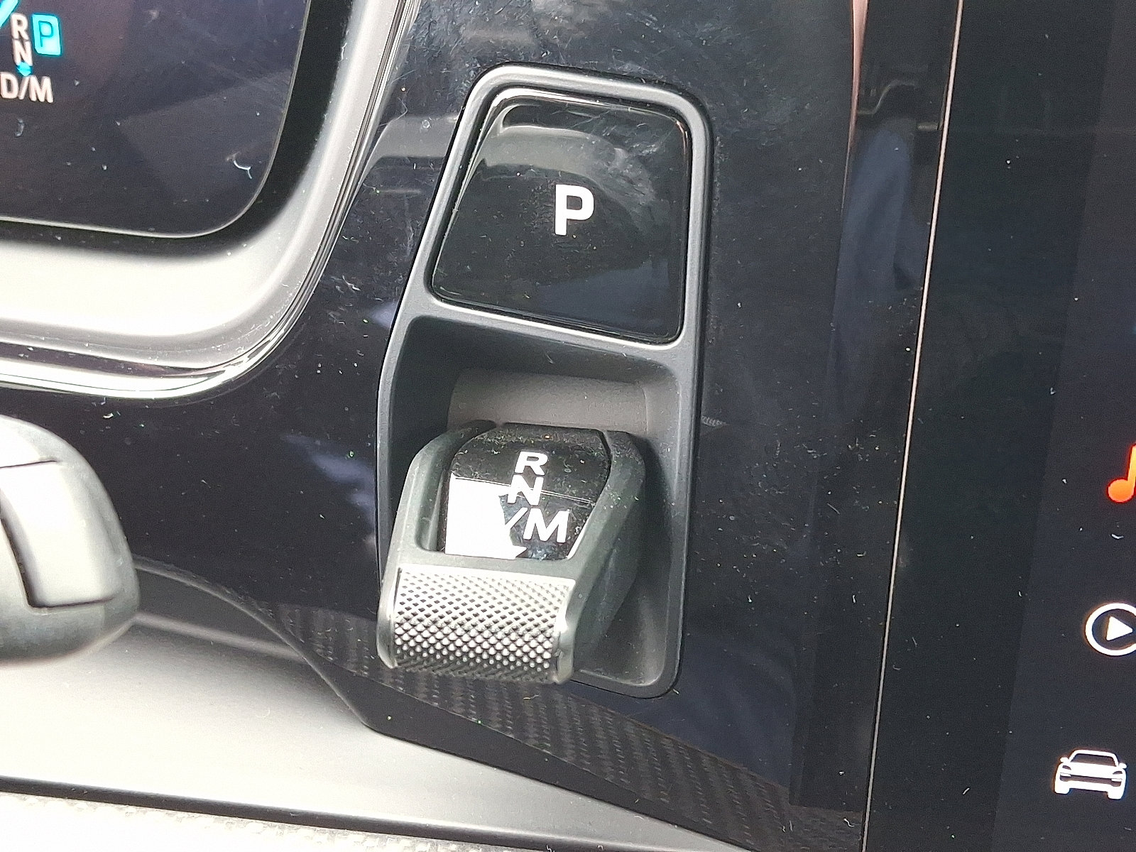 Used 2024 Porsche Cayenne S image 15