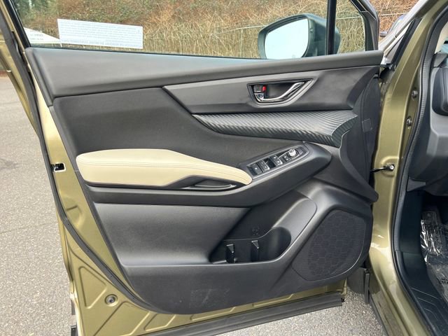 Used 2024 Subaru Ascent Premium w/ Convenience Package image 18