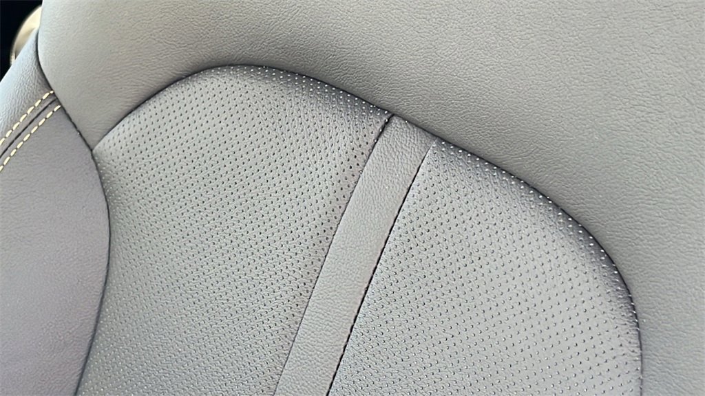 New 2025 MAZDA CX-70 Plug-In Hybrid w/ Premium Pkg image 23