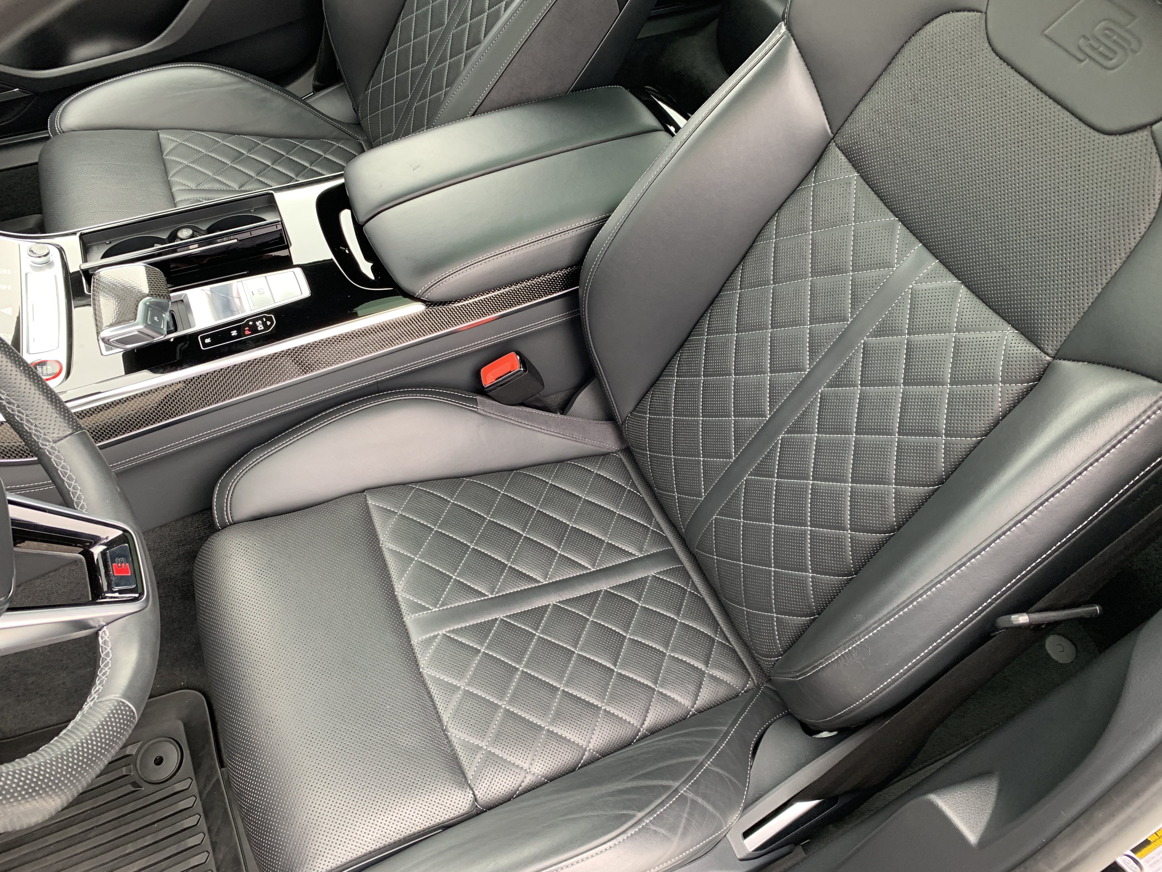 Certified 2023 Audi S8 w/ S8 Comfort Plus Package AWD/4WD image 9