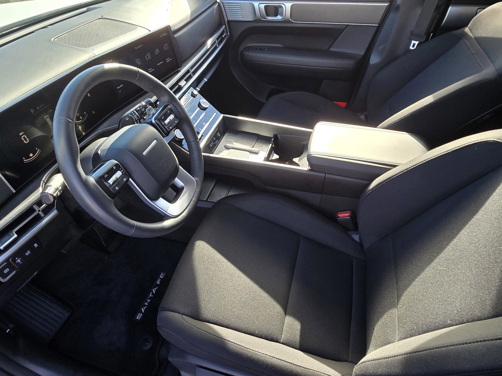 Certified 2025 Hyundai Santa Fe SE image 17