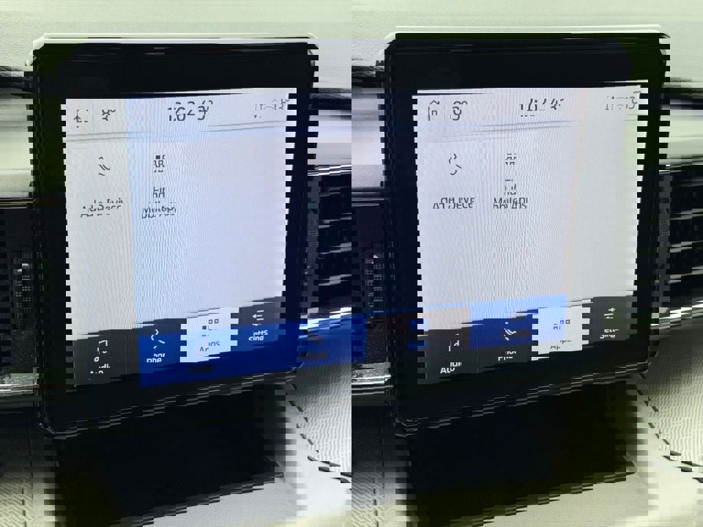 Certified 2023 Ford Explorer XLT w/ Equipment Group 202A image 20