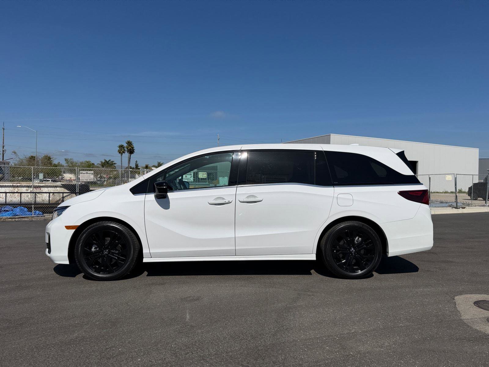 Used 2025 Honda Odyssey Sport-L image 21