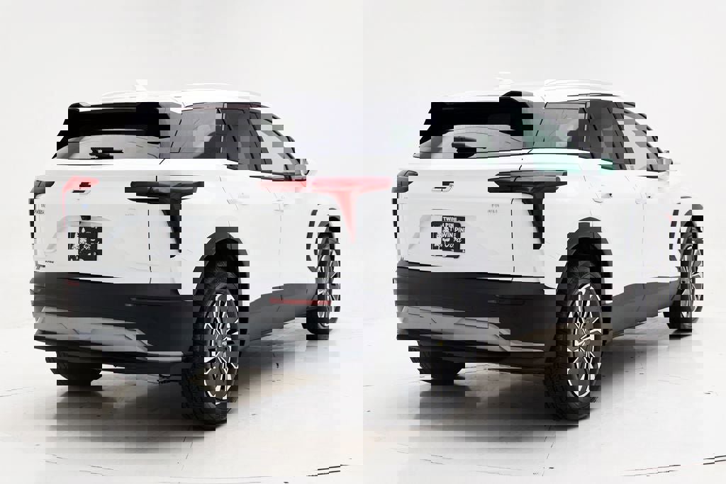 Used 2025 Chevrolet Blazer EV LT image 8