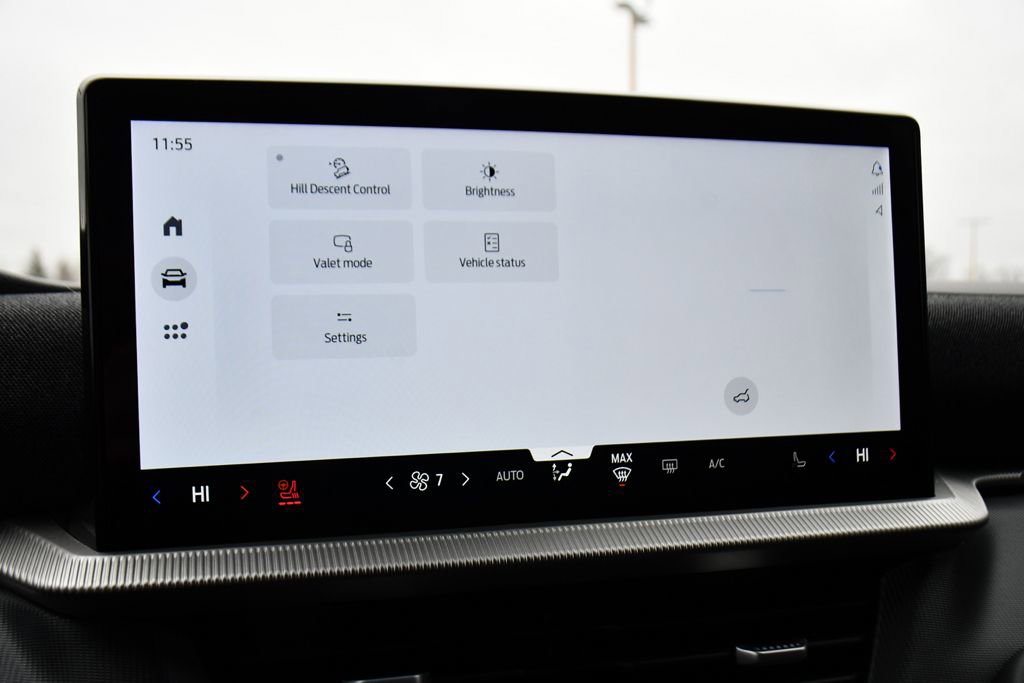 Used 2025 Ford Explorer ST-Line image 32