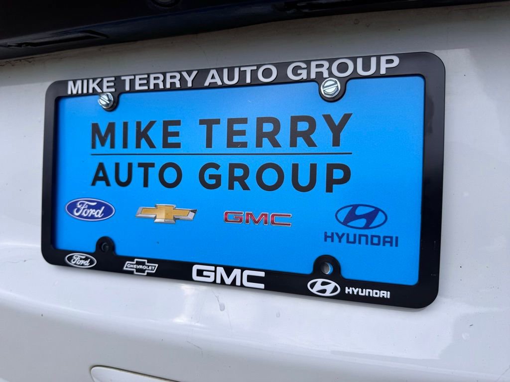 Used 2021 Chrysler Pacifica Touring-L w/ Premium & Safety Sphere Group FWD image 16