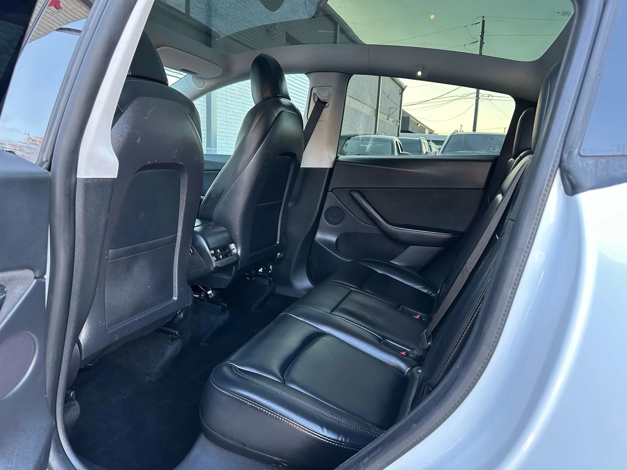 Used 2021 Tesla Model Y Performance image 15