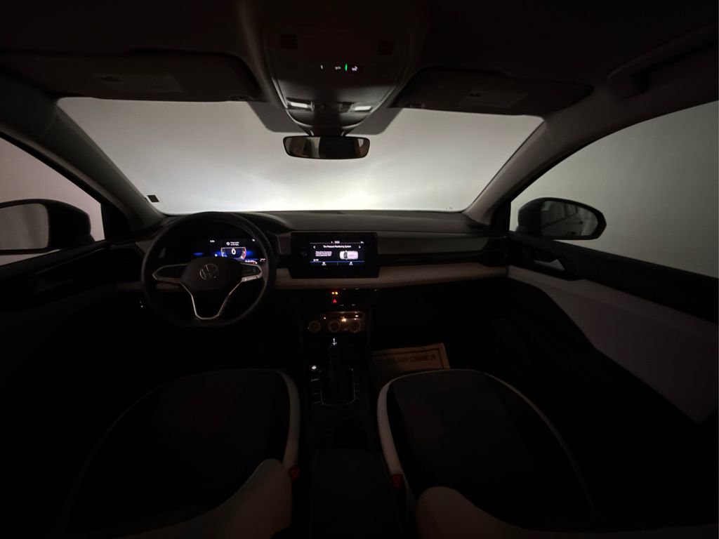 Used 2025 Volkswagen Taos S image 37