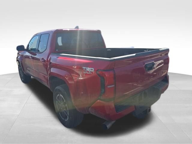 Used 2025 Toyota Tacoma TRD Sport image 3