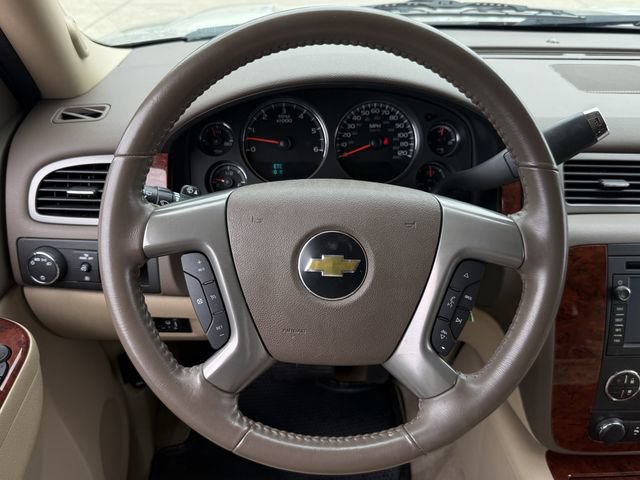 Used 2011 Chevrolet Tahoe LTZ RWD image 15