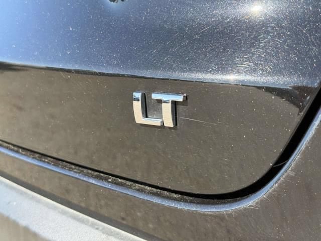 Used 2025 Chevrolet Trax LT FWD image 7