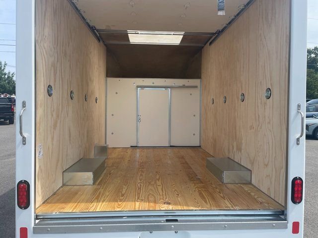 New 2025 Chevrolet Express 3500 w/ Power Convenience Package RWD image 5