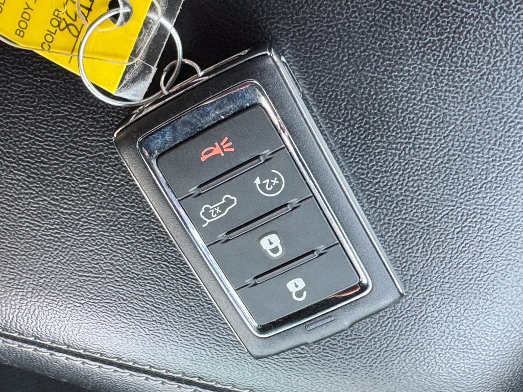 Used 2023 Jeep Grand Cherokee L Laredo AWD/4WD image 35