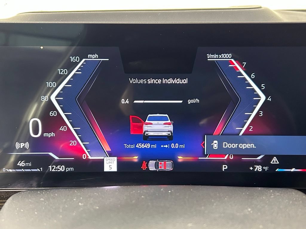 Used 2024 BMW X5 xDrive40i w/ Premium Package AWD/4WD image 26