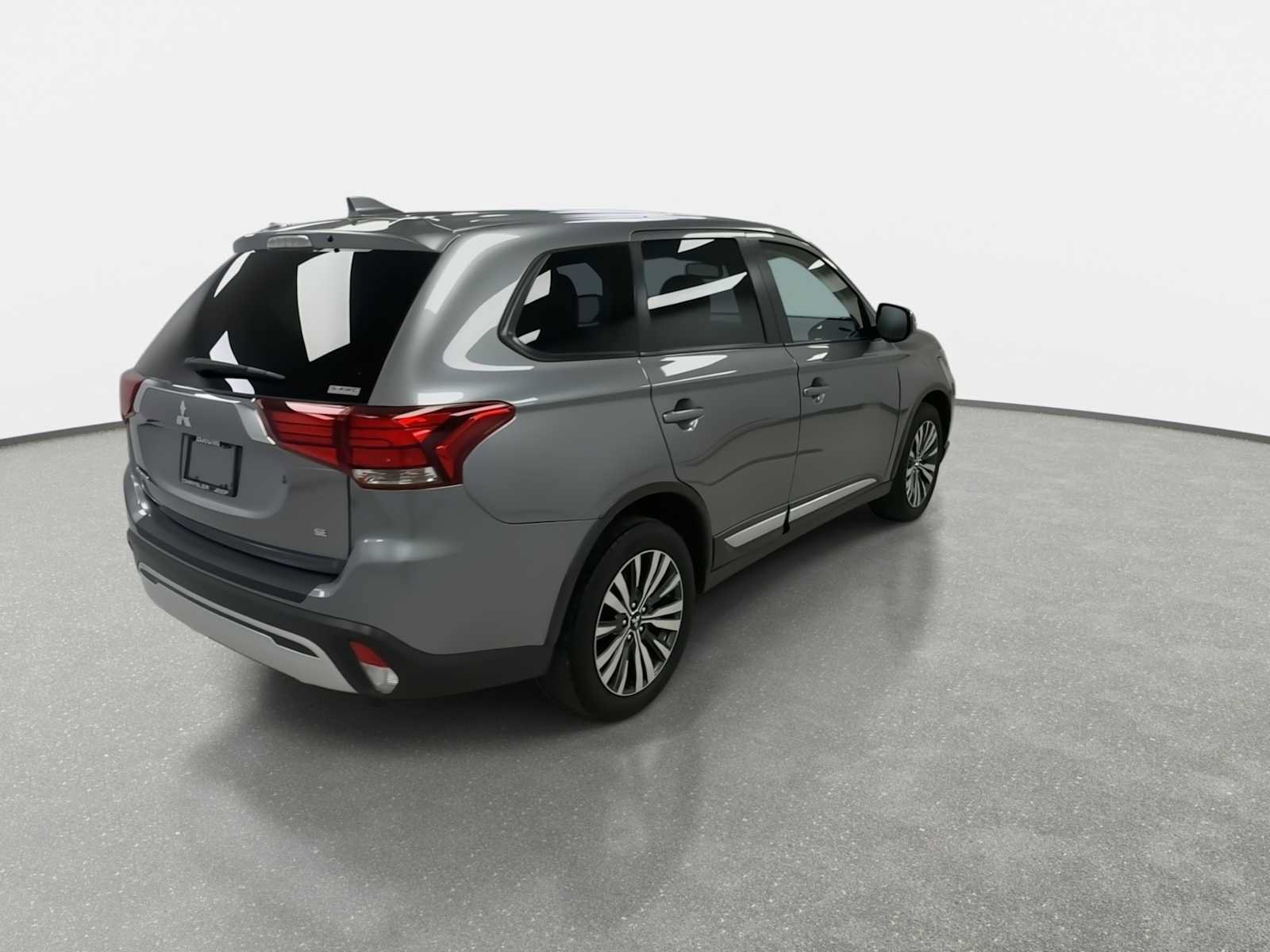 Used 2020 Mitsubishi Outlander SE AWD/4WD image 8