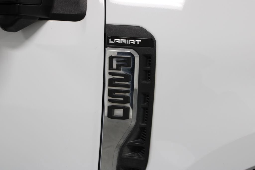 Used 2024 Ford F250 Lariat AWD/4WD image 13