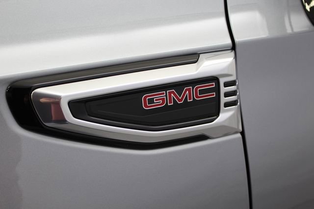 New 2026 GMC Yukon Denali w/ Advanced Technology Package AWD/4WD image 6