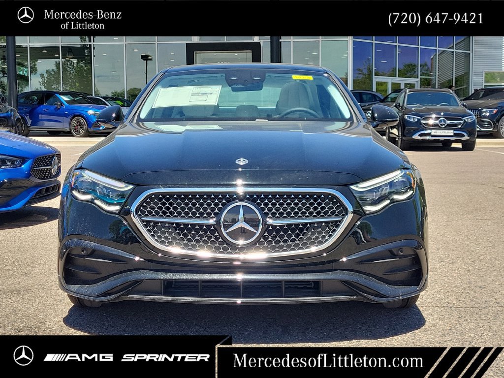 New 2026 Mercedes-Benz E 350 4MATIC Sedan image 2