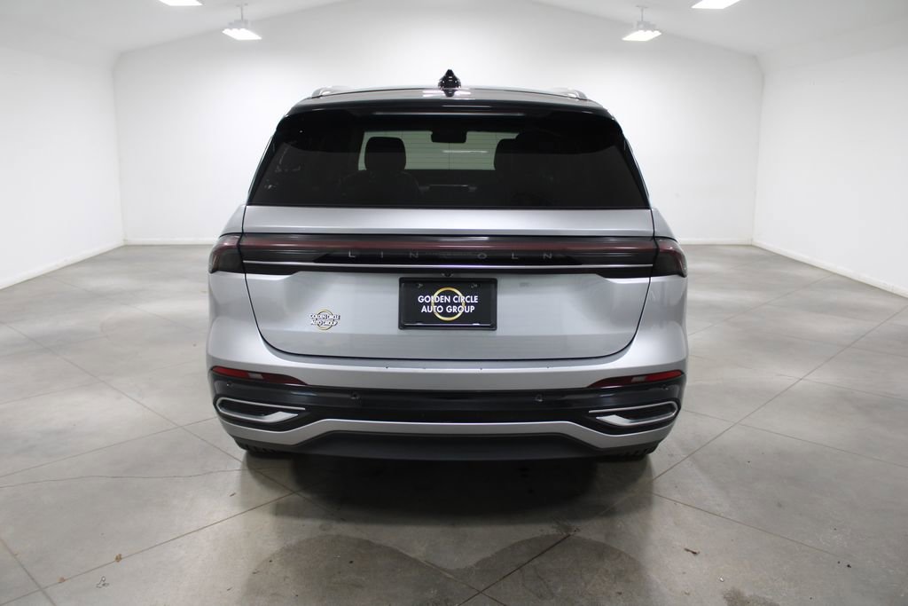 Used 2024 Lincoln Nautilus Reserve image 8