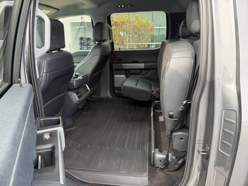 Used 2021 Ford F150 Lariat w/ Equipment Group 502A High image 22