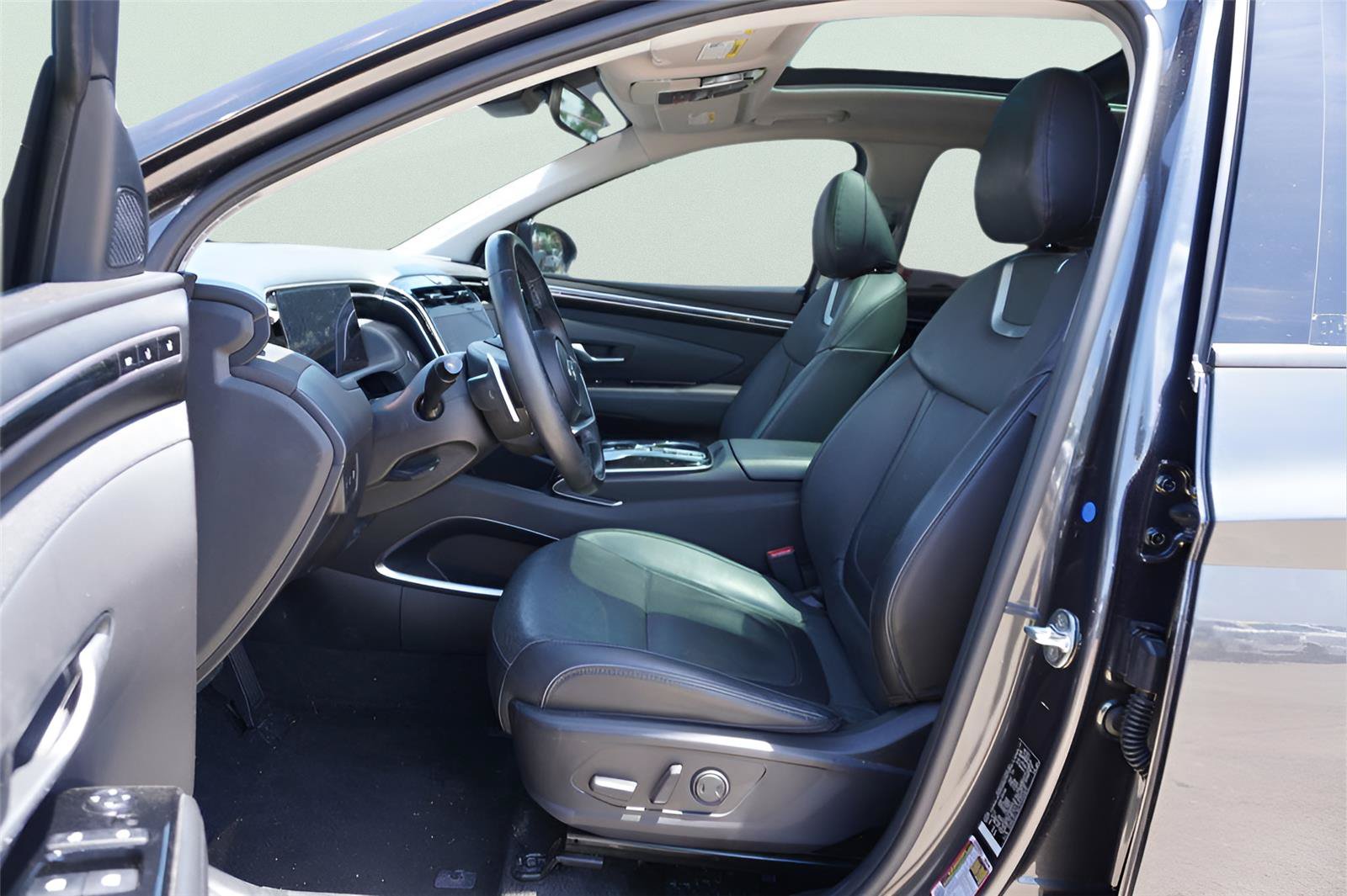 Used 2023 Hyundai Tucson Limited AWD/4WD image 7