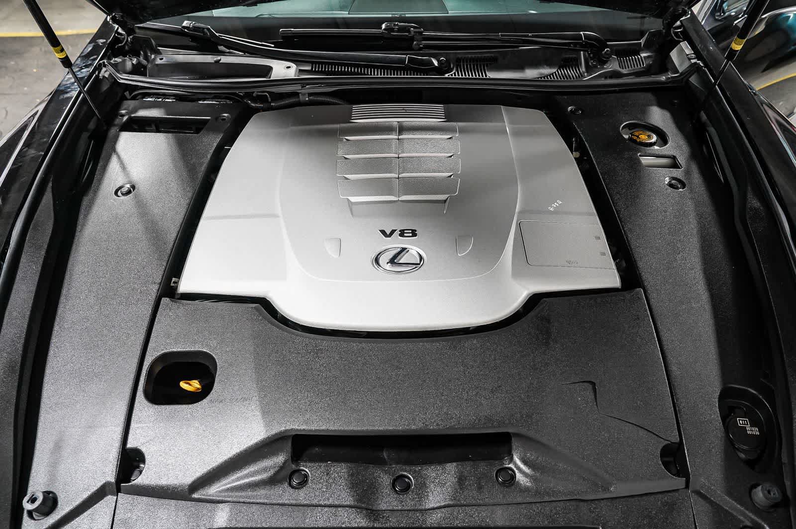 Used 2016 Lexus LS 460 w/ Comfort Package RWD image 27